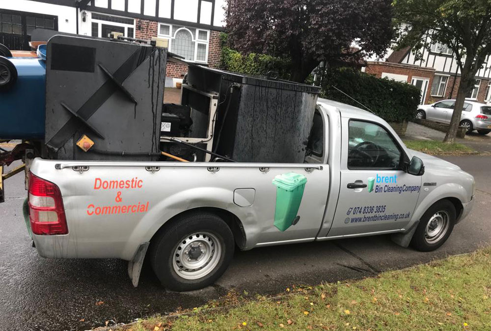 bin cleaning van